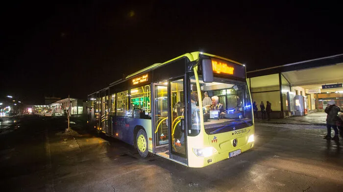 Der „Nightliner“ ist ein Erfolgsmodell:          Durchschnittlich benutzen 180 Fahrgäste pro Nacht das Angebot
