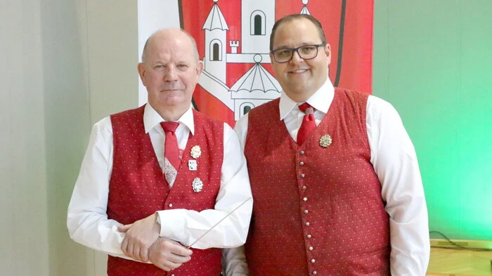 Wenn die Stadtkapelle Friesach unter Obmann Martin Schiava und Kapellmeister Günther Pachler (von rechts) zum Konzert lädt, ist der Besucherandrang vorprogrammiert. Wie am Wochenende! 