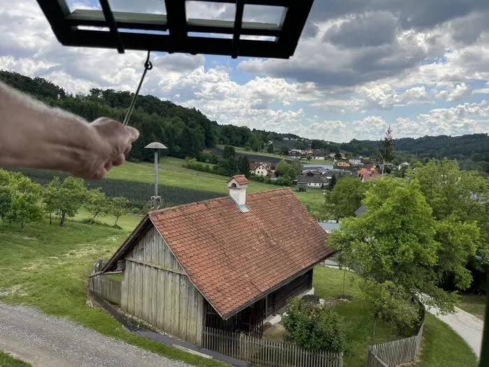 Blick über Rollsdorf aus dem Fenster des Mesnerturms