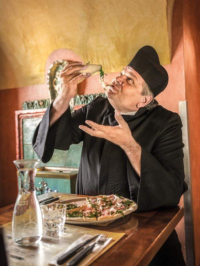 "Don Camillo" Fritz Walter hat zur Selbstabholung und Bestellung per Lieferservice offen