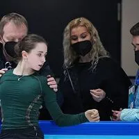 Kamila Walijewa und ihre Trainerin Eteri Tutberidse