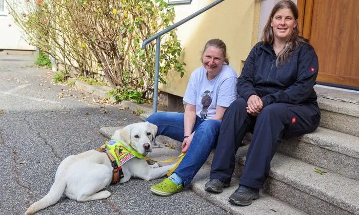 Frederik, Sonja Maria Riegler und Hundetrainerin Kathi Kohoutek 