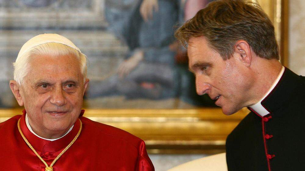 Georg Gänswein mit seinem Mentor, Papst Benedikt XVI.