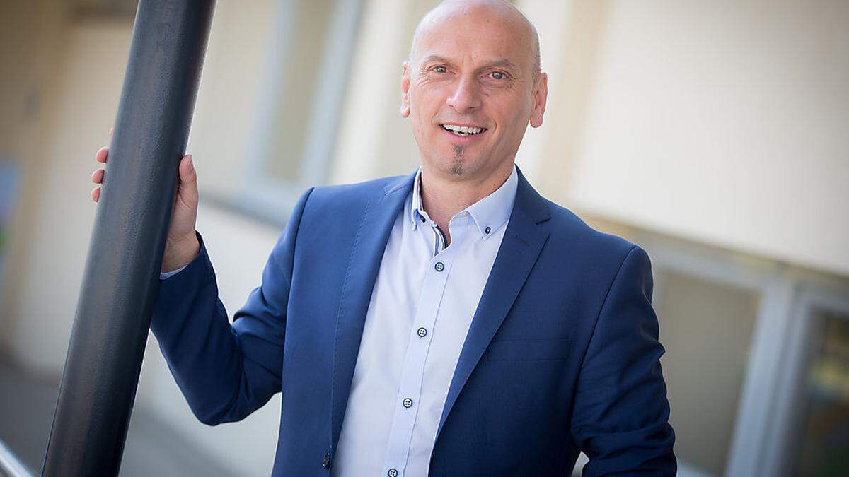 Heribert Kulmesch ist jetzt nicht nur Leiter der Volksschule Maria Rain, sondern auch SPÖ-Bürgermeister in Zell