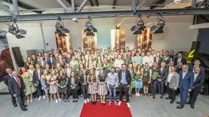 Die Stars of Styria aus der Südoststeiermark mit Vertretern der Wirtschaftskammer und Ehrengästen