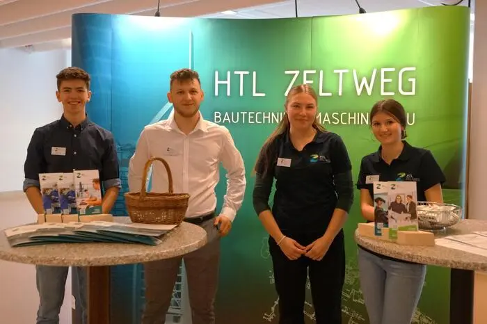 In der Werkstätte für Maschinenbau zeigten die Schüler in den unterschiedlichen Bereichen ihr Können. Gezeigt wurden auch die CTC-Bedienung, Arbeiten in der Elektronik und Computertechnik sowie in der Automatisierungstechnik.