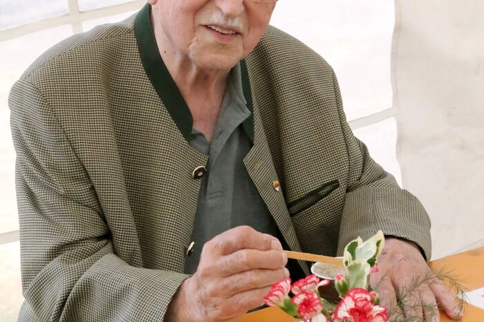 Weiters gesichtet: Gründungsmitglied Ferdinand Eder (98 Jahre, Foto), Fußballstar Martin Hinteregger, Ehren-Obmann Hans Eisner. ASVÖ-Präsident Christoph Schasché sowie Bürgermeister Franz Pirolt. 