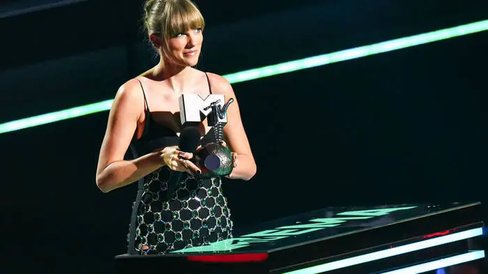 Taylor Swift nutzt Easter Eggs seit dem Beginn ihrer Karriere