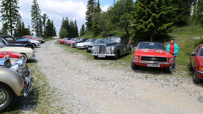 Die "1. Hügelland Classic" startete in Krumegg und führte die rund 60 Teilnehmer am Wochenende über den Schöckl nach Gleisdorf und zurück nach Petersdorf II.