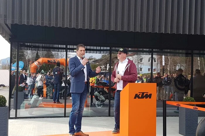 Bürgermeister Manfred Lenger freute sich über die neue Ansiedelung.