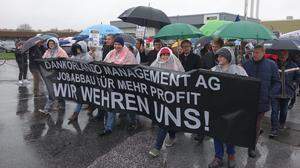 Im November demonstrierten Mitarbeiter für den Erhalt des Secop-Werks in Fürstenfeld – Seite an Seite mit Politikern