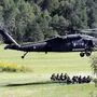 Unter anderem wird das Einweisen und die Annäherung an den Hubschrauber trainiert