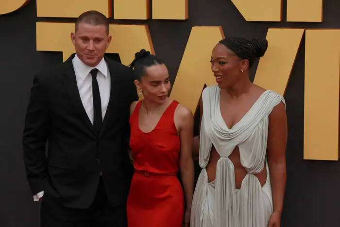 Channing Tatum und  Zoe Kravitz (Mitte) hatten eigentlich vor zu heiraten. Im Oktober war dann überraschend alles aus, das Schauspieler-Paar geht getrennte Wege