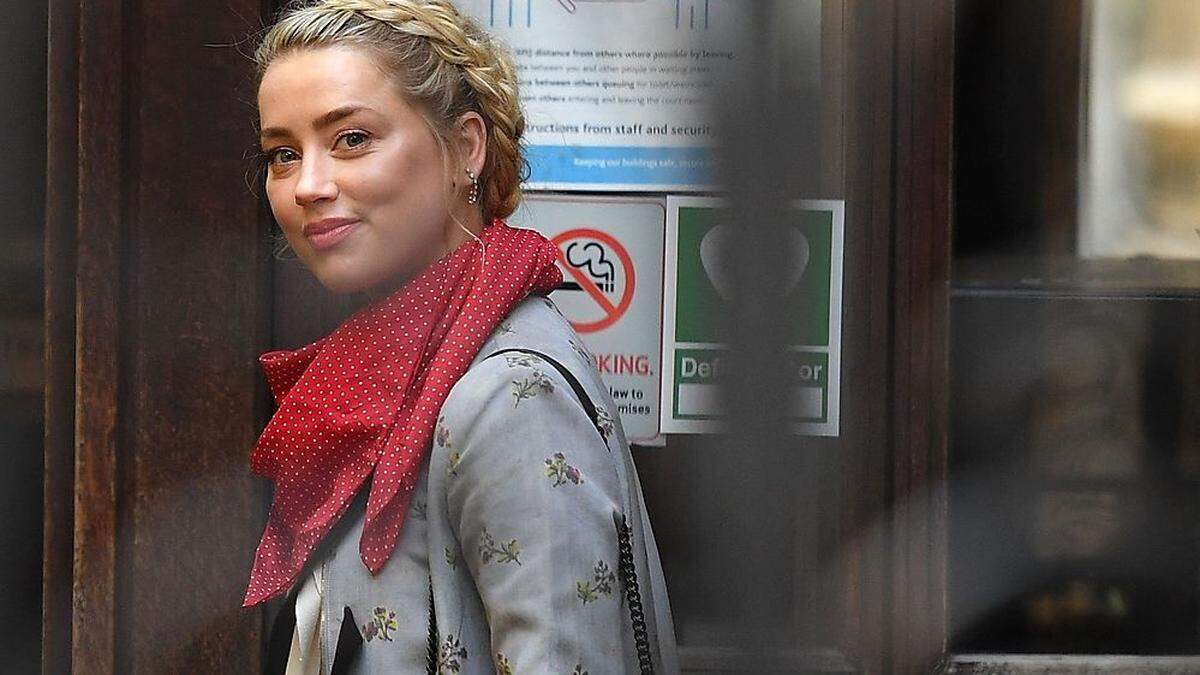 Amber Heard vor dem Gericht in London