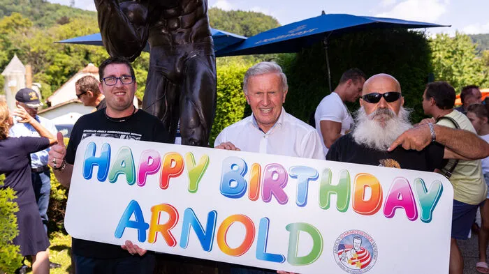 Sie hat schon Tradition: die Geburtstagsparty für Arnold Schwarzenegger im Museum in Thal.