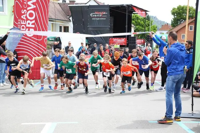 Nicht nur die Erwachsenen wollten ihre Fitness und Lauf-Qualitäten unter Beweis stellen, auch die Kinder und Jugendlichen stellten sich dem Rennen gegen die Zeit.