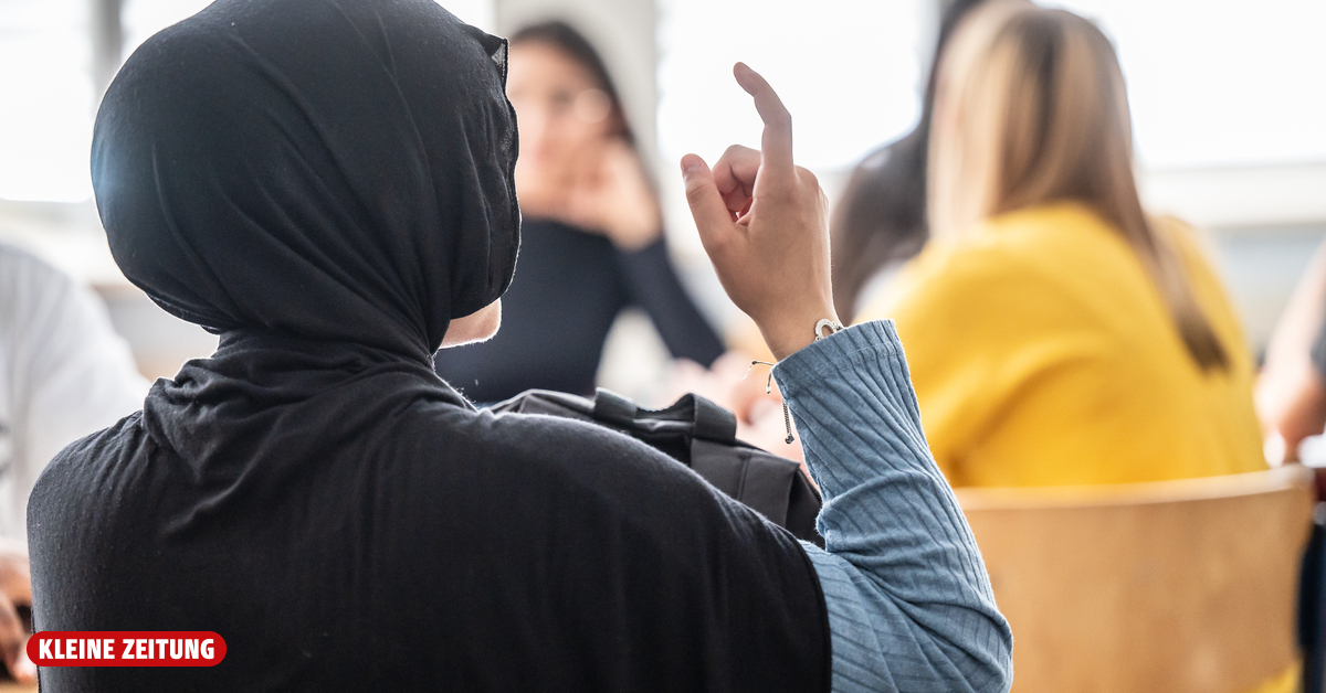 Verletzung der Religionsfreiheit?: Viel Kritik am geplanten Kopftuchverbot bis zum 14. Juni