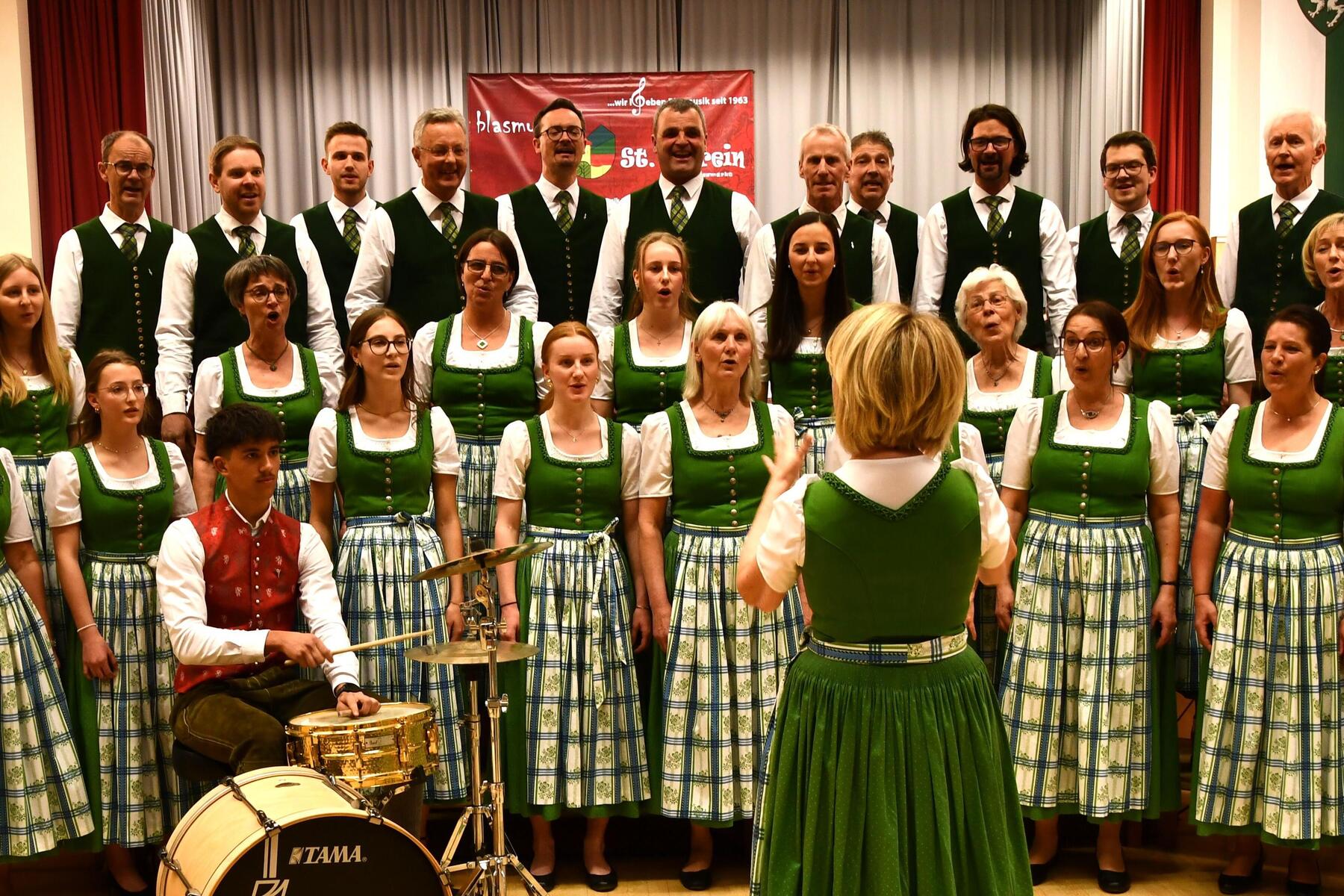Neumarkt: Volles Haus und große Klangbilder beim Osterkonzert