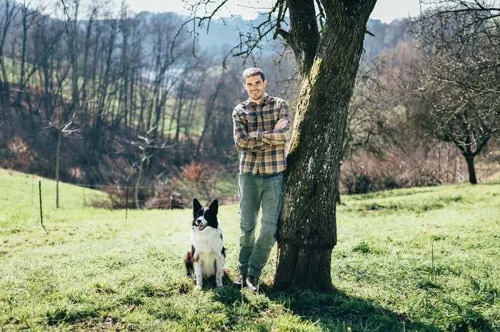 Maximilian Glanz und sein Hütehund „Paco“