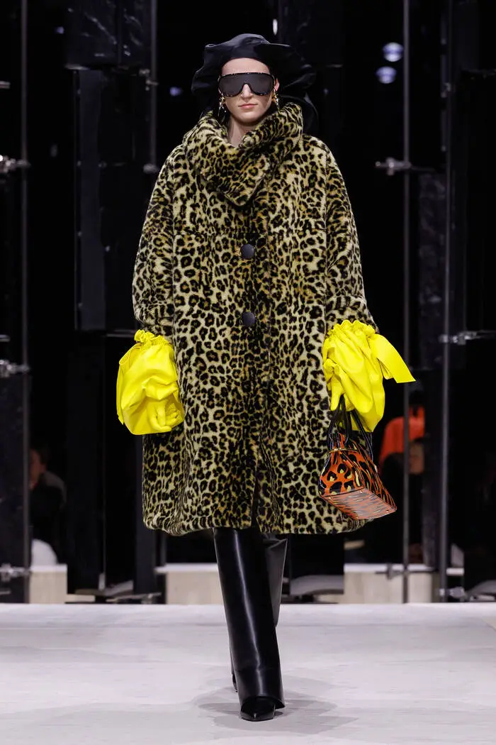 Leoprint von Givenchy