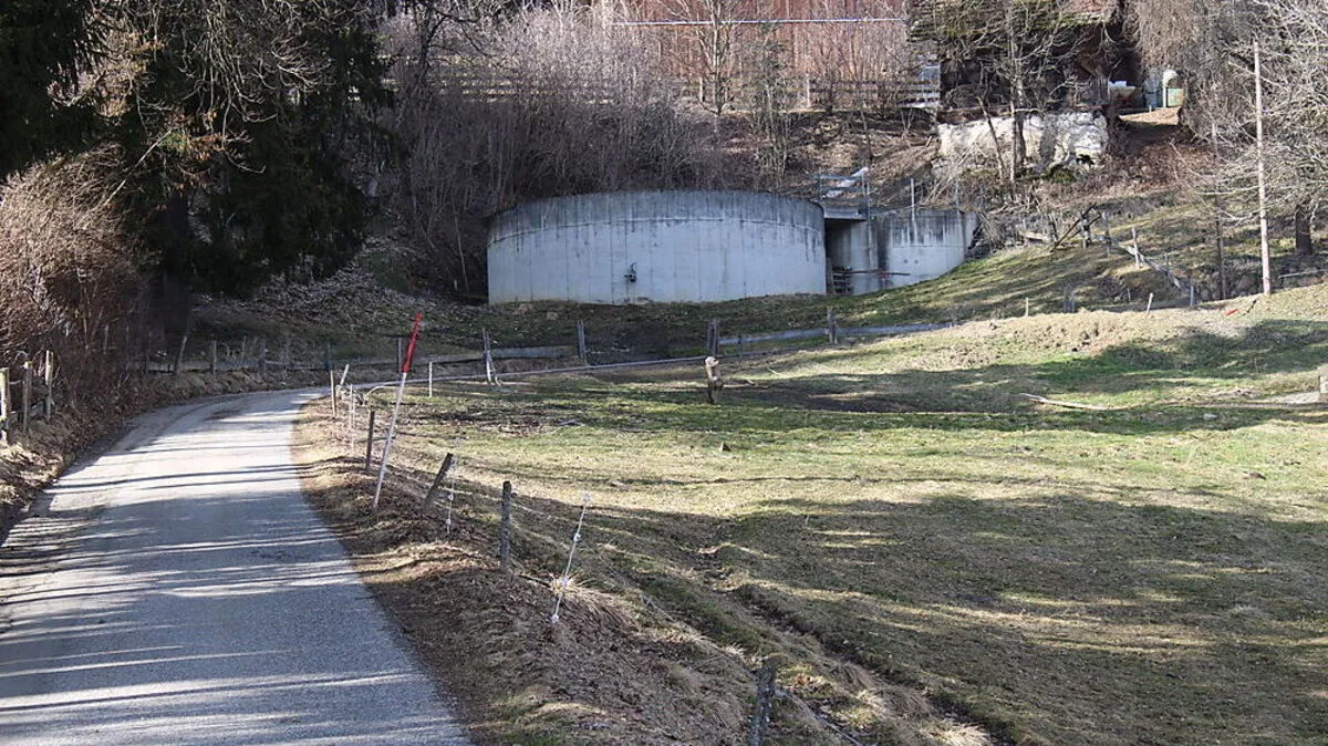 Diese Güllegrube wurde mutwillig beschädigt