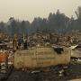 Fünf Tage, nachdem das sogenannte &quot;Camp&quot;-Feuer die kleine nordkalifornische Ortschaft praktisch ausgelöscht hat, ist die Zahl der Toten auf 48 angestiegen