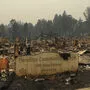 Fünf Tage, nachdem das sogenannte "Camp"-Feuer die kleine nordkalifornische Ortschaft praktisch ausgelöscht hat, ist die Zahl der Toten auf 48 angestiegen