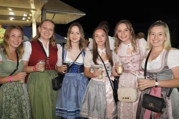 Rund 900 Gäste feierten gemeinsam bis in die frühen Morgenstunden