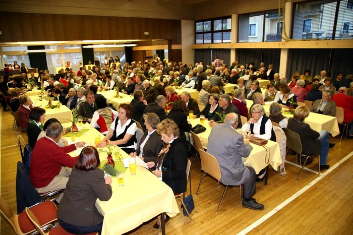 Zahlreiche Besucher waren am Samstagabend in das örtliche Kulturhaus gekommen.