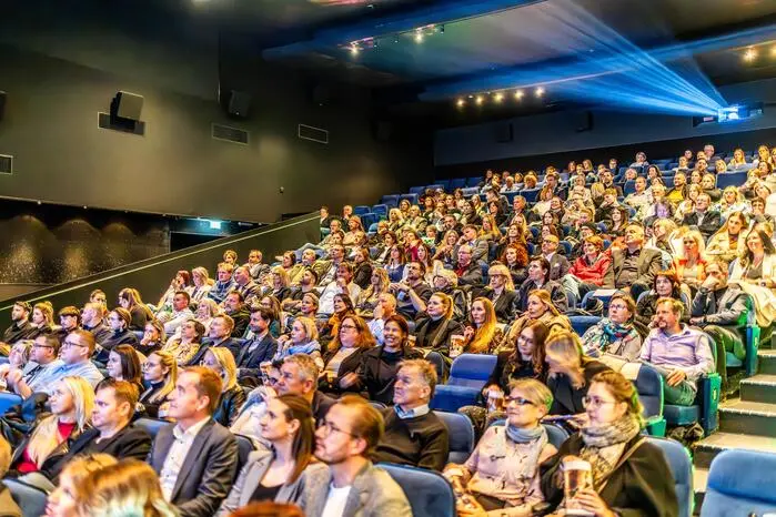 Melissa Naschenweng Premiere „Herzklang – Zurück zu mir“  Stadtkino  Villach