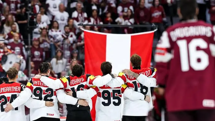 Die Österreicher bewiesen erneut Teamspirit, fegten Lettland mit 6:1 vom WM-Eis