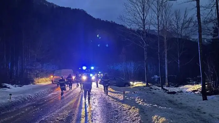Morgendlicher Einsatz für die Feuerwehren Weißenbach und Haus