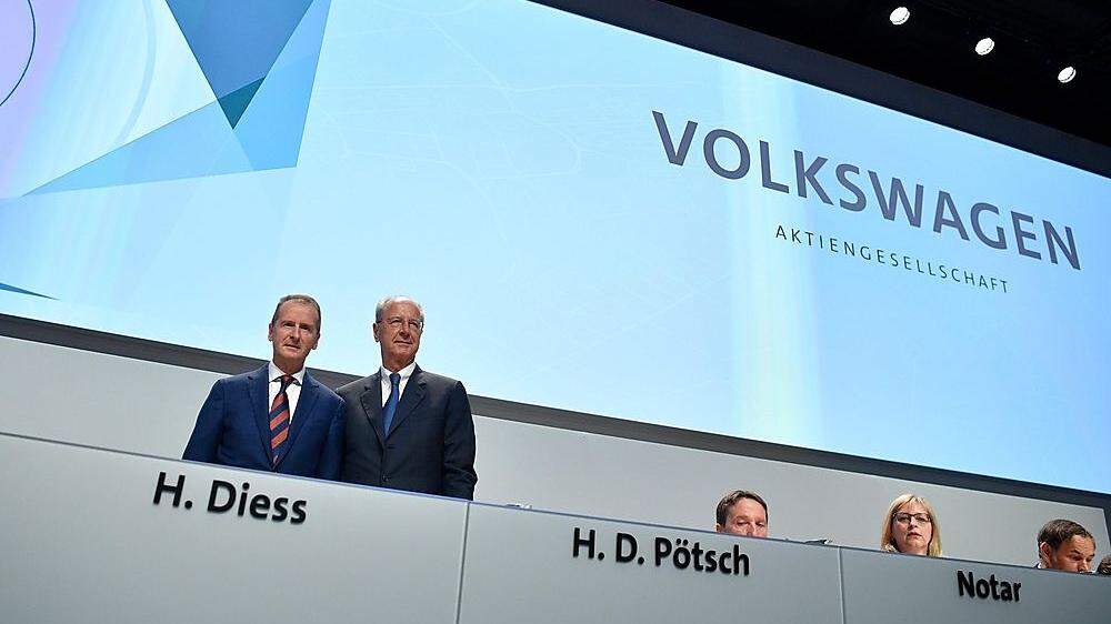 Hauptversammlung bei VW: Vorstandschef Herbert Diess mit Aufsichtsratsboss Hans Dieter Pötsch