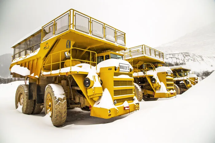 Haulys im Winterschlaf am Erzberg in Eisenerz