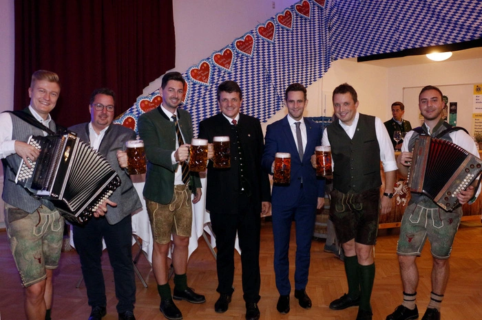 ...wie Bürgermeister Franz Jost oder LAbg. Lukas Schnitzer.
