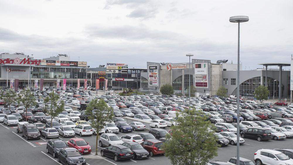Zankapfel: Shoppingcity Seiersberg