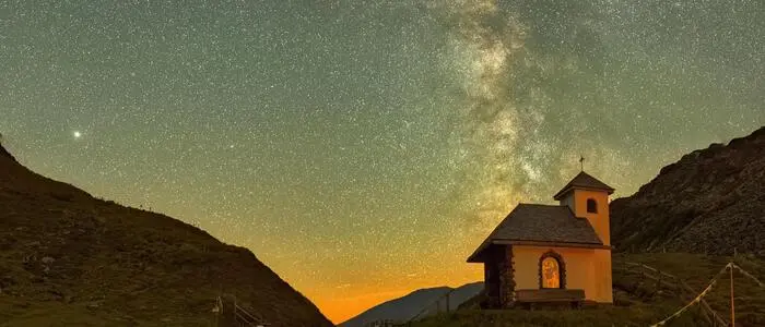 Sternenhimmel über dem Sölkpass, der das Ennstal mit dem Murtal verbindet