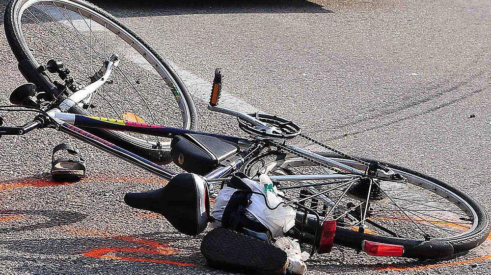 Ein 48-jähriger Fahrradfahrer wurde bei einem Unfall schwer verletzt (Symbolfoto)