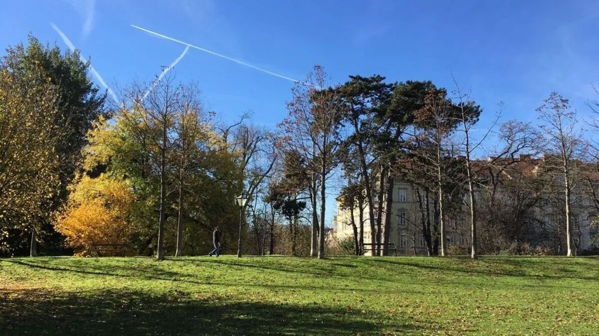 Nach der Nebelsuppe am Sonntag, zeigt sich am Montag wieder die Sonne. Es wird recht mild