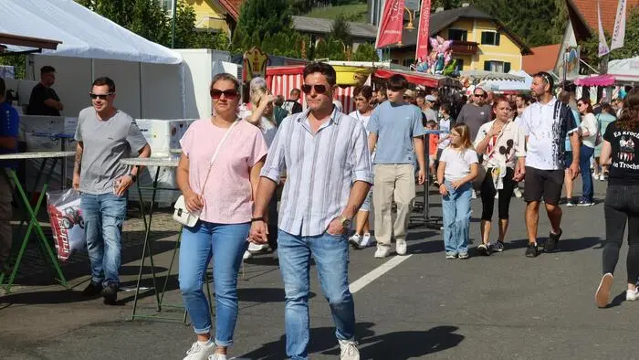 Bei strahlendem Sonnenschein wurde der Jagerberger Notburga-Kirtag von Tausenden Besuchern gestürmt.