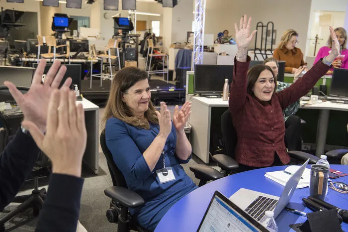Große Freude auch in der Redaktion der Zeitung "Arizona Republic". Sie bekam den Pulitzer Preis für ihre Berichterstattung über die geplante Mauer an der US-Grenze mit Mexiko.