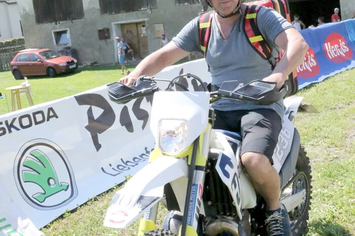 Für die optimale medizinische Betreuung sorgte heuer erstmals der Liebenfelser Chirurg und Allgemeinmediziner Martin Treven auf seinem Motorrad (Foto). 