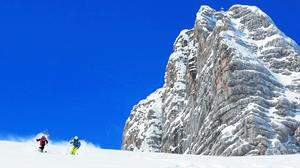 Auch abseits der Pisten ein Highlight:  Ski fahren am Dachsteingletscher