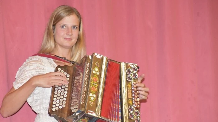 Die Premiere war am 9. September im vollgefüllten Festsaal der MS Scheifling, rund zweieinhalb Stunden Spielzeit mit unzählig vielen Lachszenen bis zum Schluss wurden geboten.