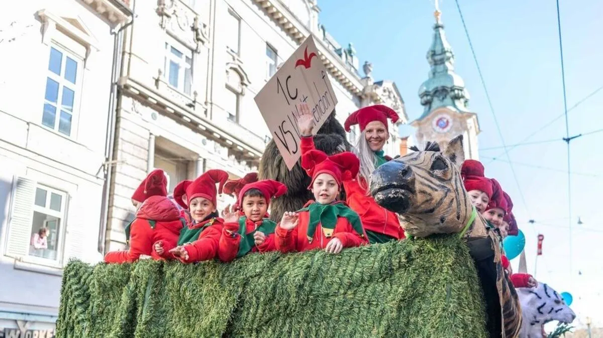 Mit Till Eugenspiegel ließ die Volksschule Waltendorf im Vorjahr grüßen - diesmal ist es Captain Planet