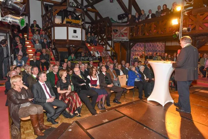 Anschließend sahen die Besucher die ORF Vorpremiere "Erlebnis Österreich - 60 Jahre Bergbahnen am Katschberg".