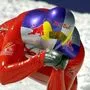 Red Bull-Branding im Skisport. "In meinem Vertrag steht, dass ich eine Dose halten muss."