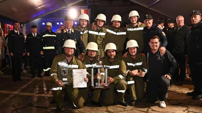 Nach der verspäteten Siegerehrung des Leistungsbewerbs hieß es Partytime für die Gäste. 