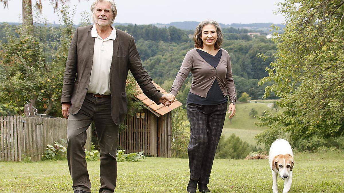 Refugium in der Oststeiermark: Peter Simonischek mit Gemahlin Brigitte Karner