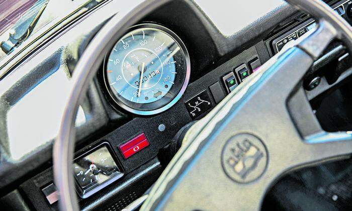 47.675 Kilometer stehen auf dem Tacho des VW Cabrio von Klaus Maria Brandauer